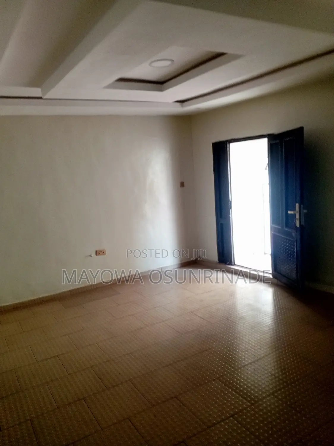 2bdrm Apartment in Ologuneru for rent