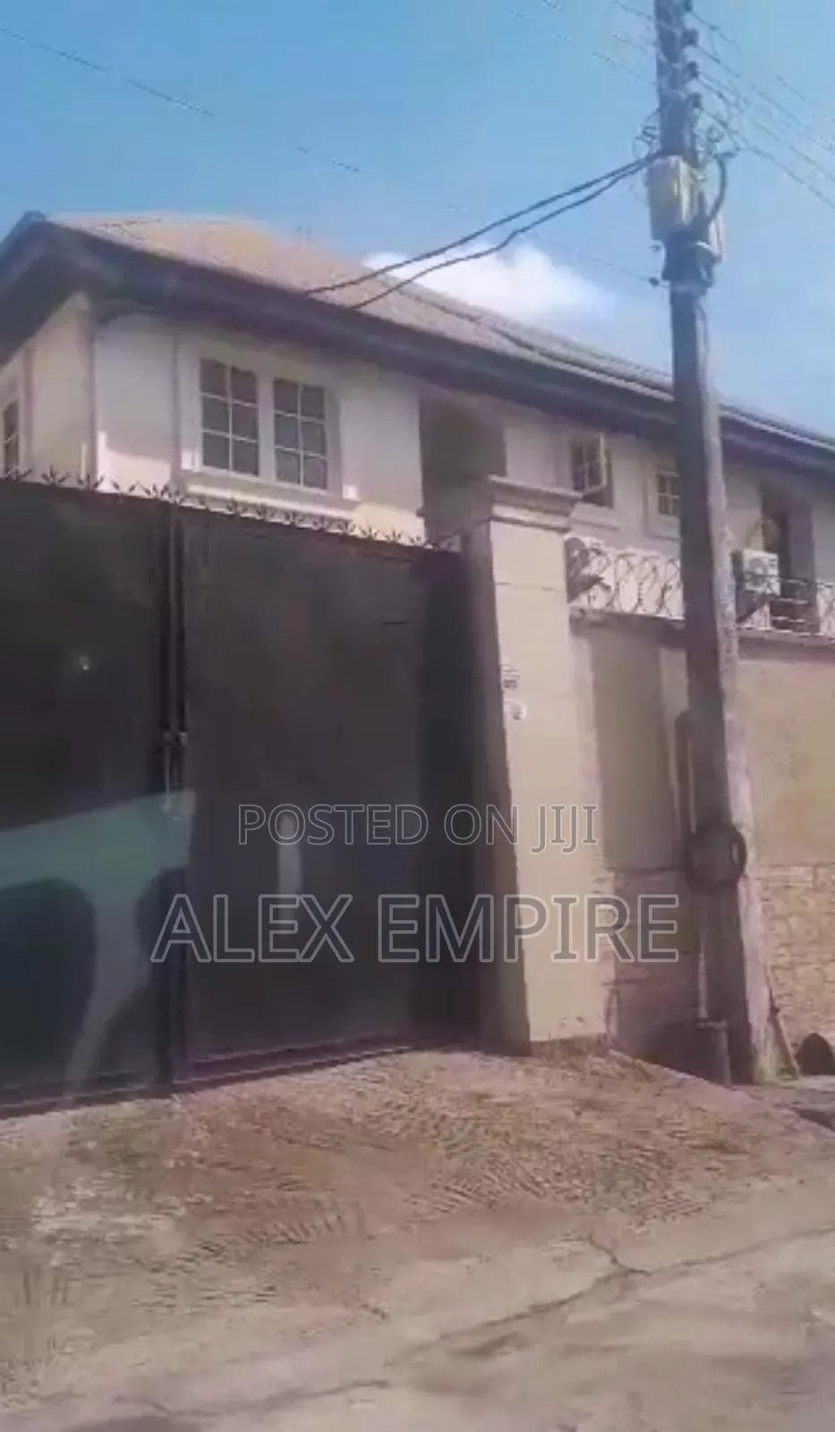 5bdrm Duplex in Amuwo-Odofin for sale