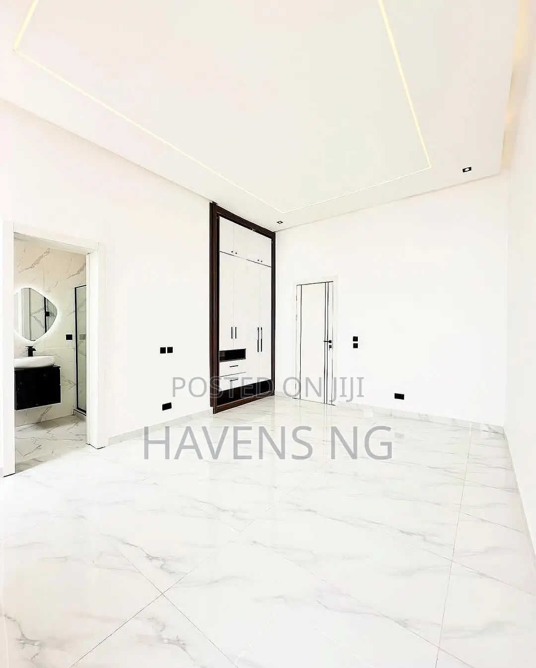 5bdrm Duplex in Lekki Phase 2 for sale