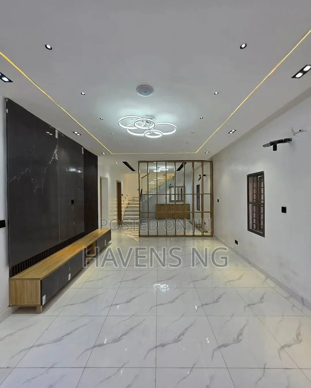 4bdrm Duplex in Lekki Phase 2 for sale
