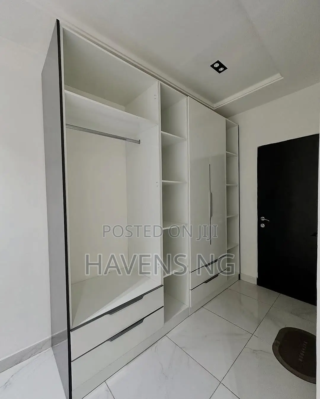 Furnished 3bdrm Duplex in Lekki Phase 1 for sale