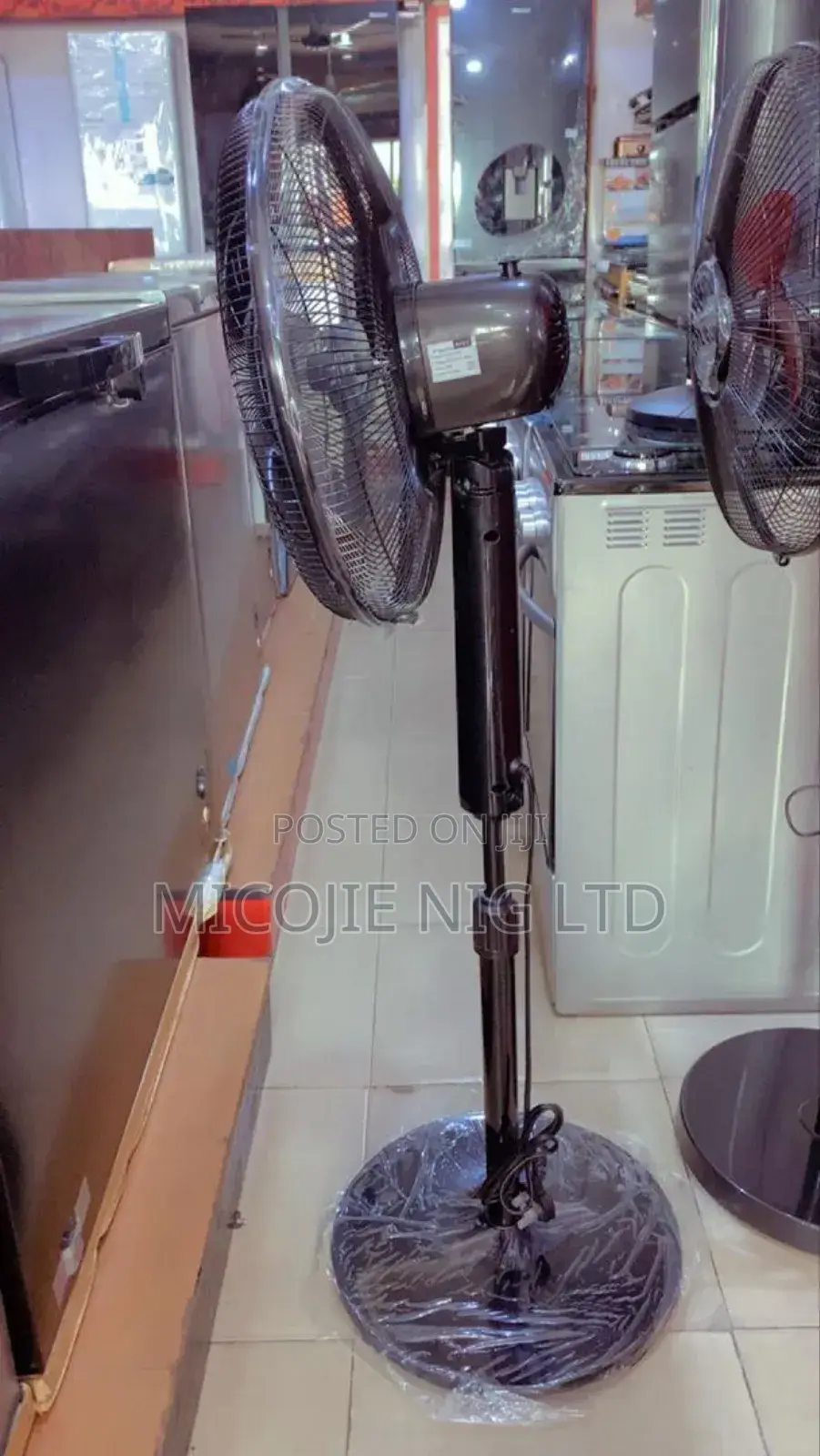 Maxi Standing Fan