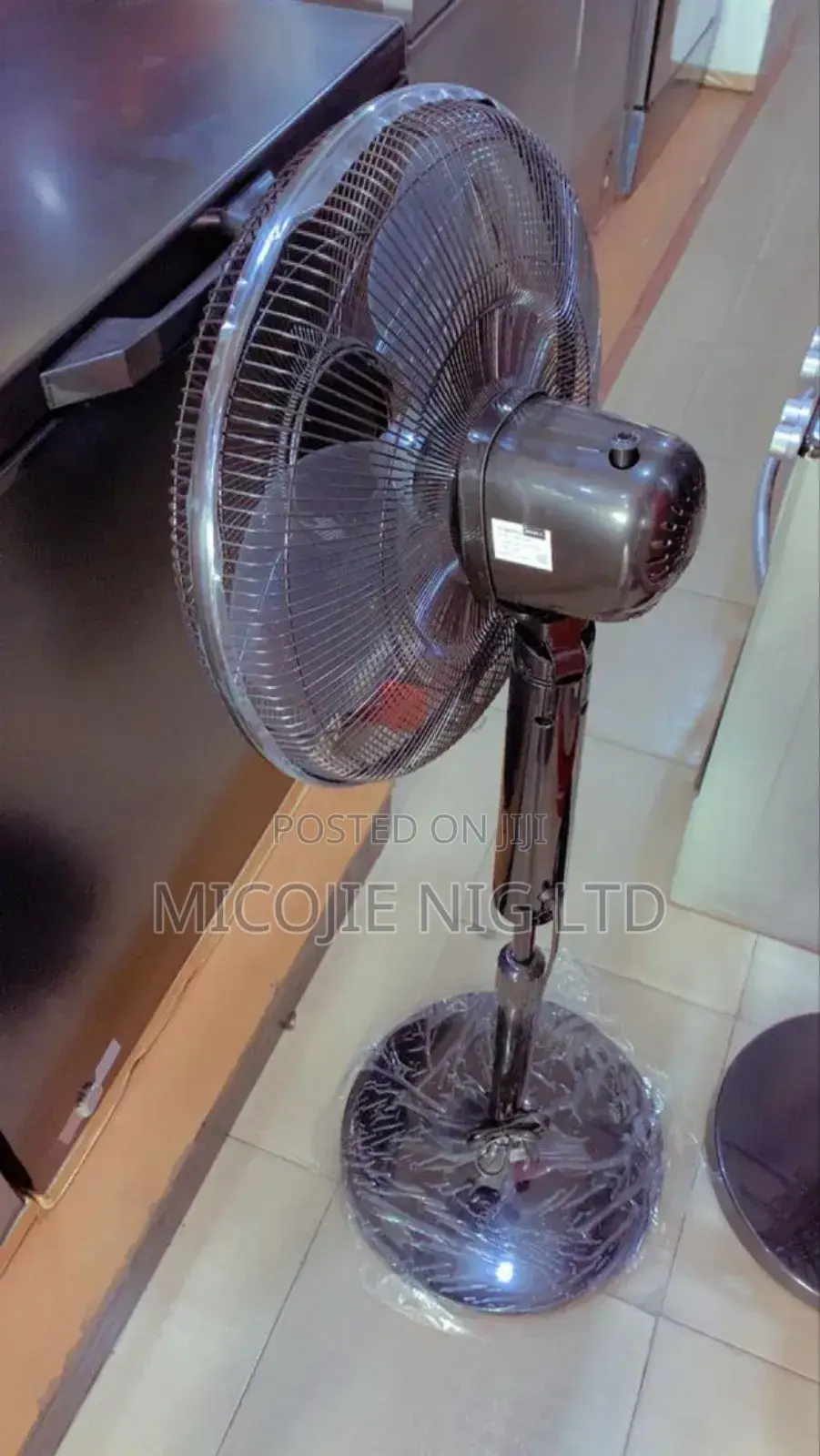 Maxi Standing Fan