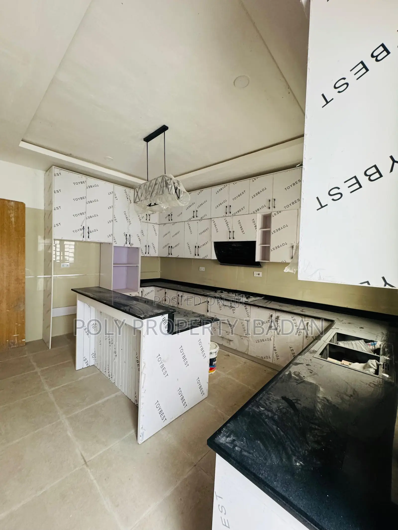 4bdrm Duplex in Carlton Gate Estate, Akobo for sale