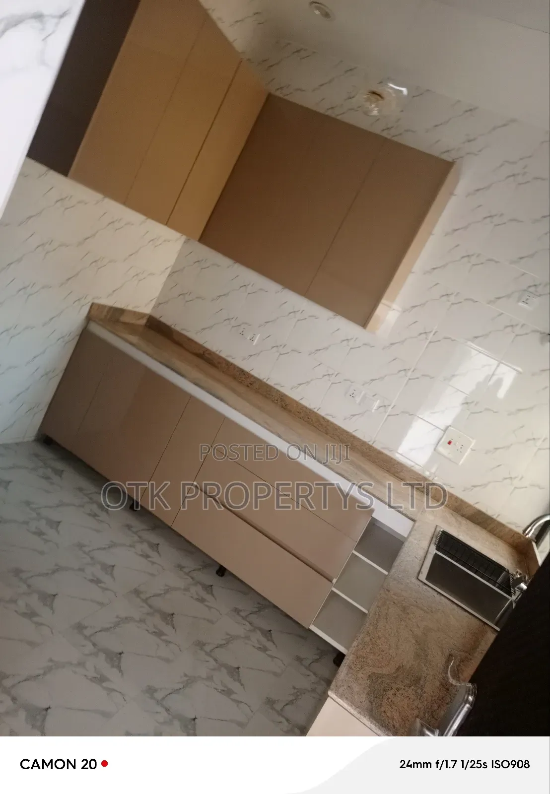 3bdrm Block of Flats in Fo1, Kubwa for sale