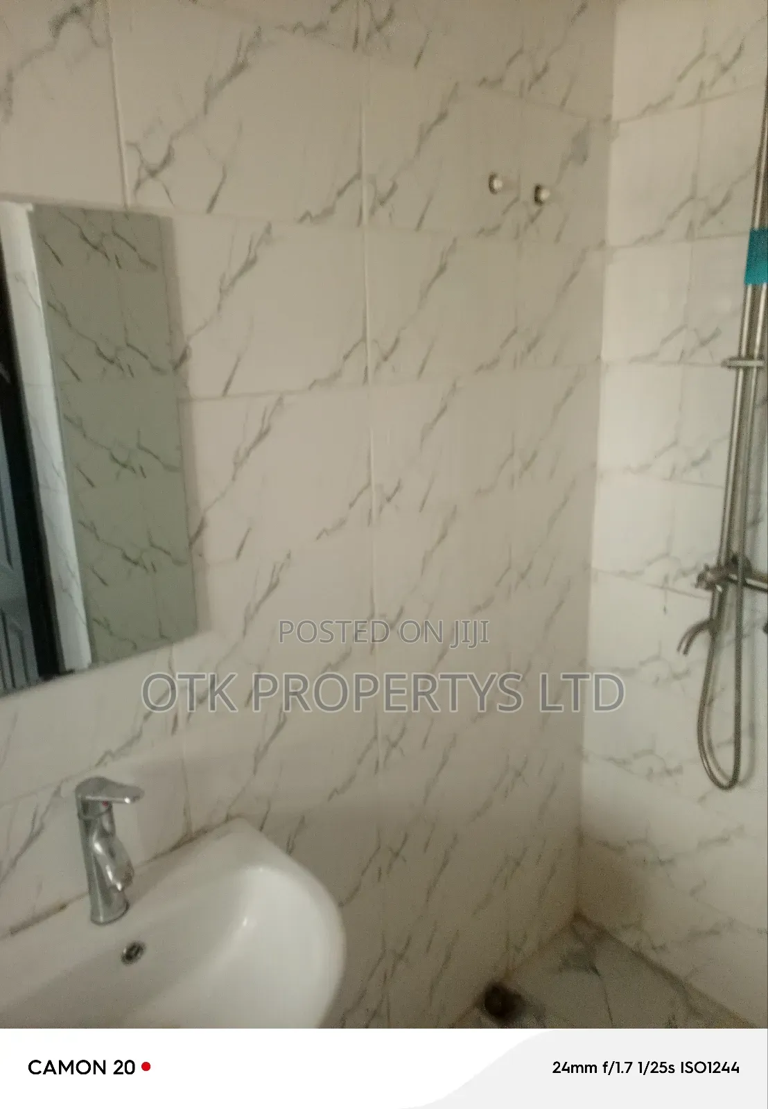 3bdrm Block of Flats in Fo1, Kubwa for sale