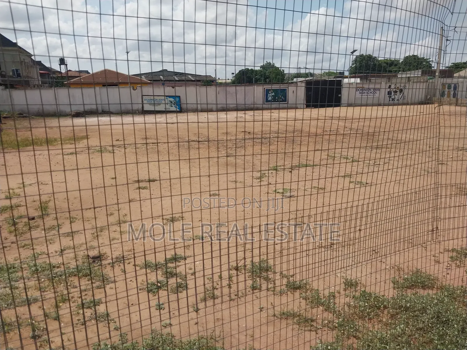 31 Acres of Land by Nahco ( Mma) Mafoluku