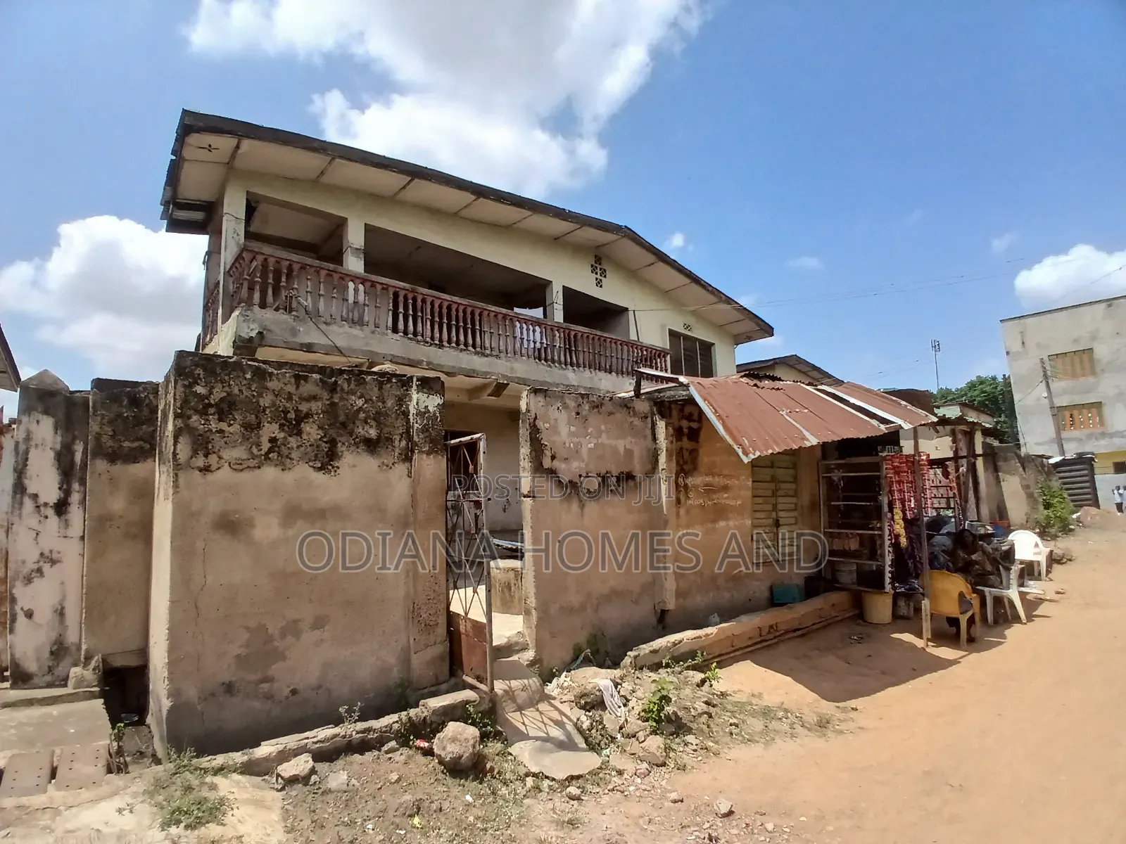16bdrm Apartment in Bashorun , Ibadan. for sale