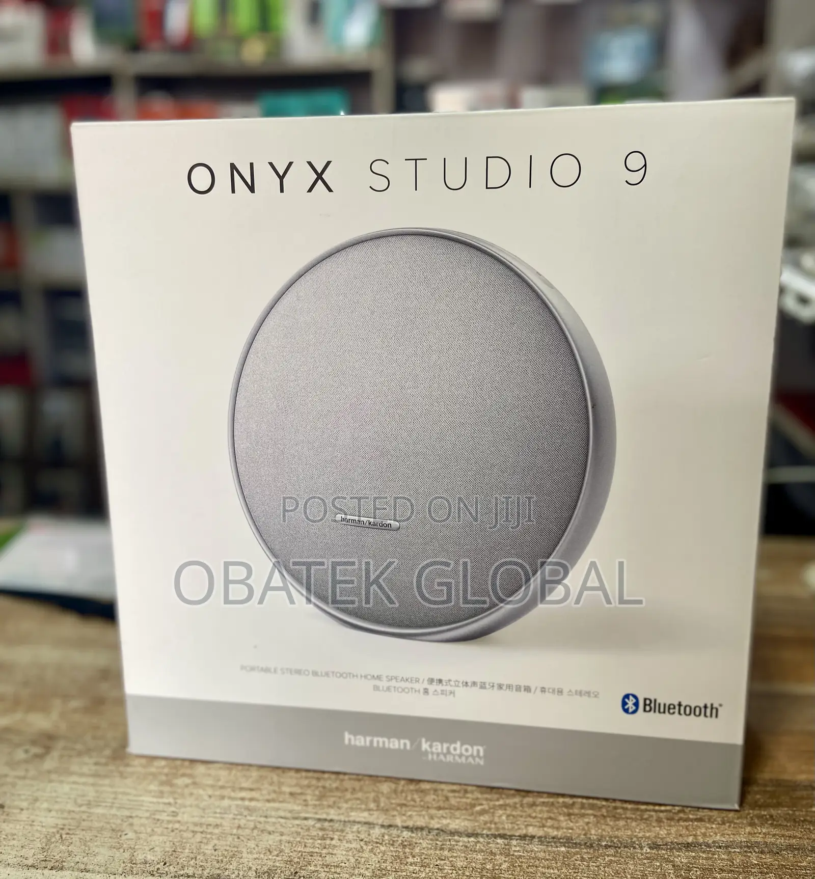 Onyx Studio 9