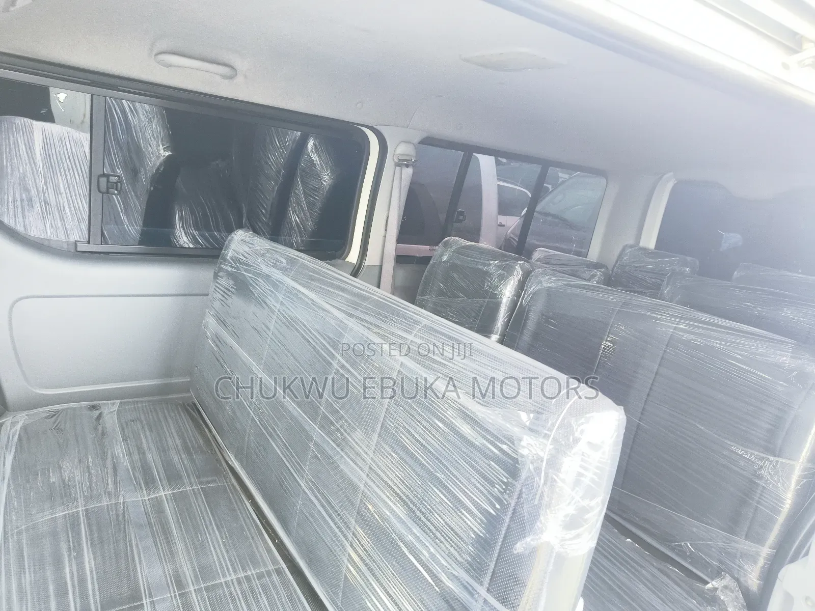 Toyota HiAce 2014 White
