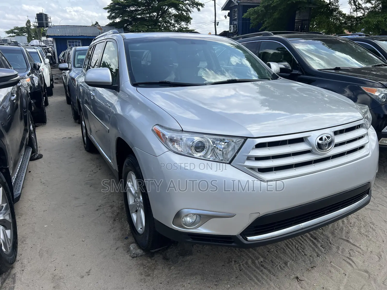 Toyota Highlander Limited 3.5l 4WD 2013 Silver