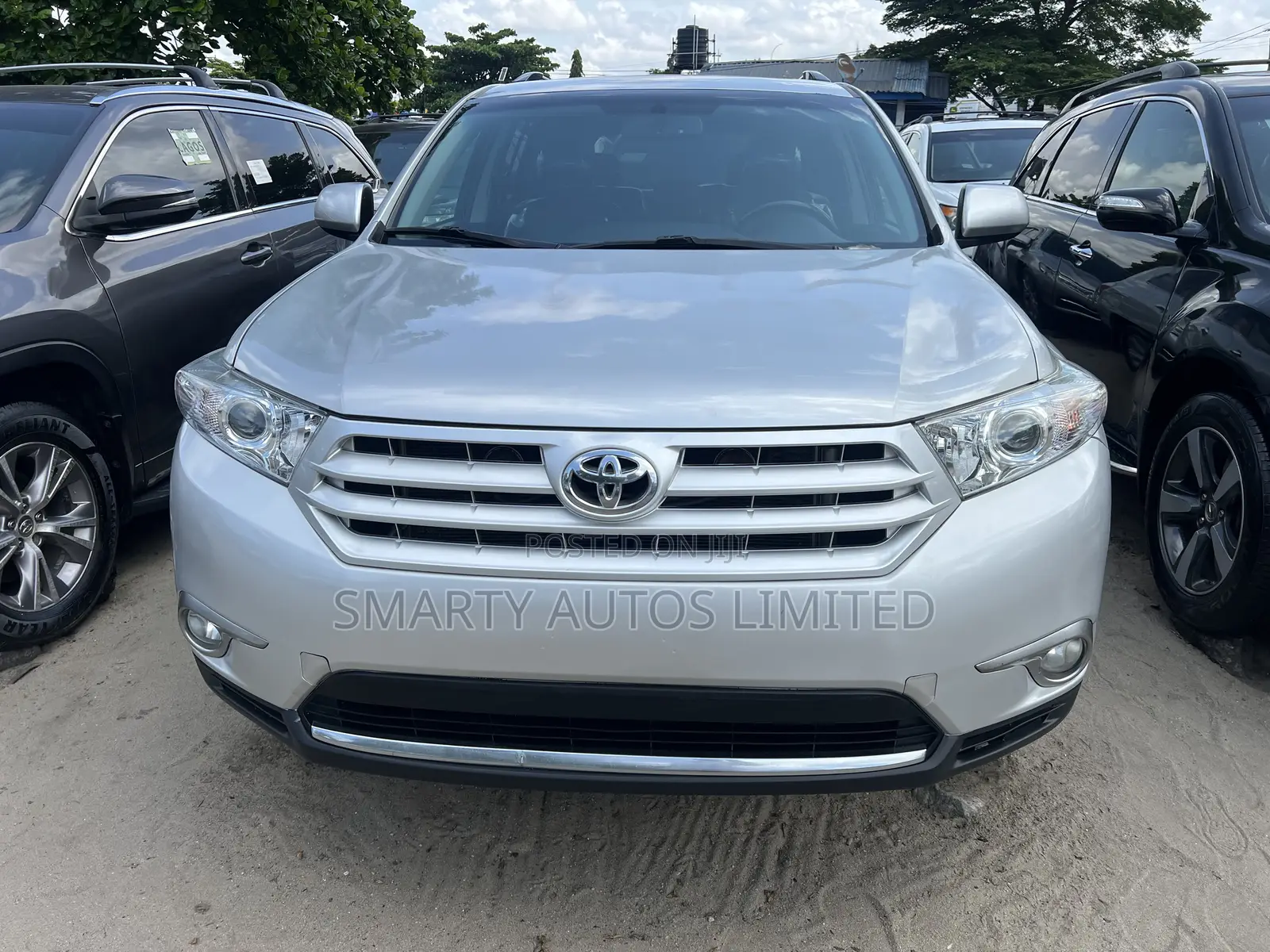 Toyota Highlander Limited 3.5l 4WD 2013 Silver