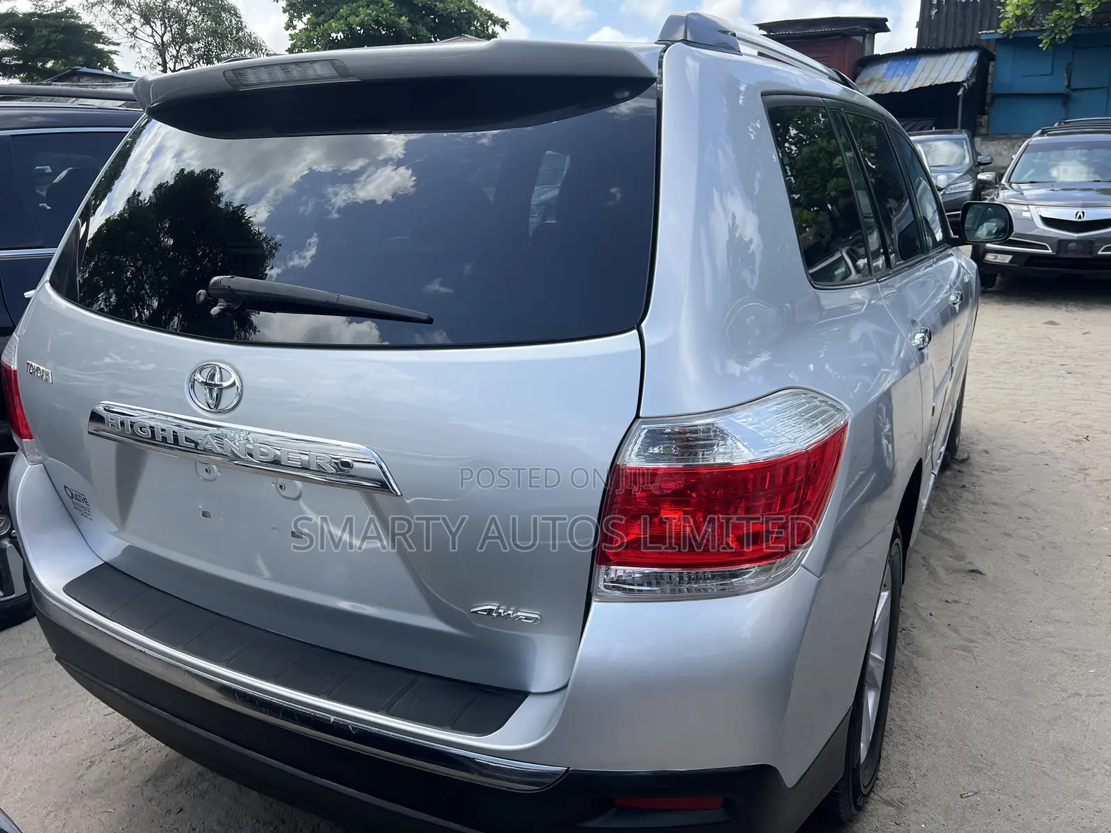 Toyota Highlander Limited 3.5l 4WD 2013 Silver