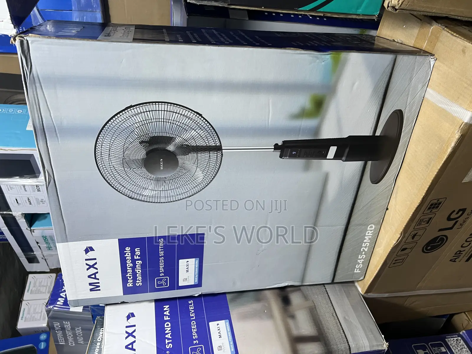 Maxi 18” Rechargeable Standing Fan
