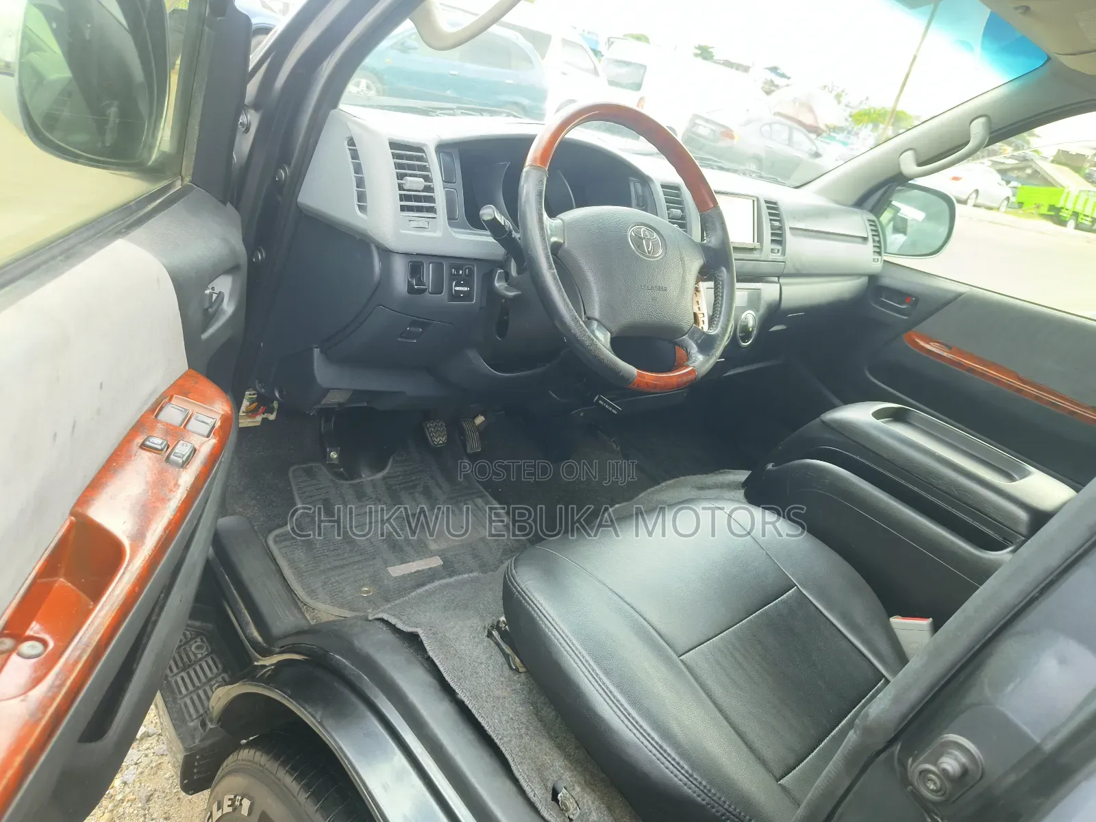 Toyota HiAce 2013 Grey