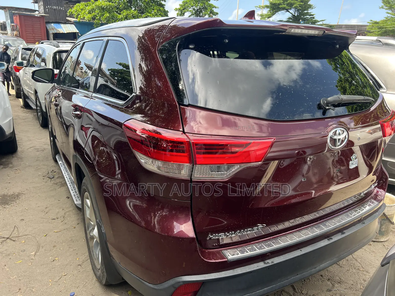 Toyota Highlander Limited Platinum V6 4x4 (3.5L 6cyl 6A) 2016 Burgundy