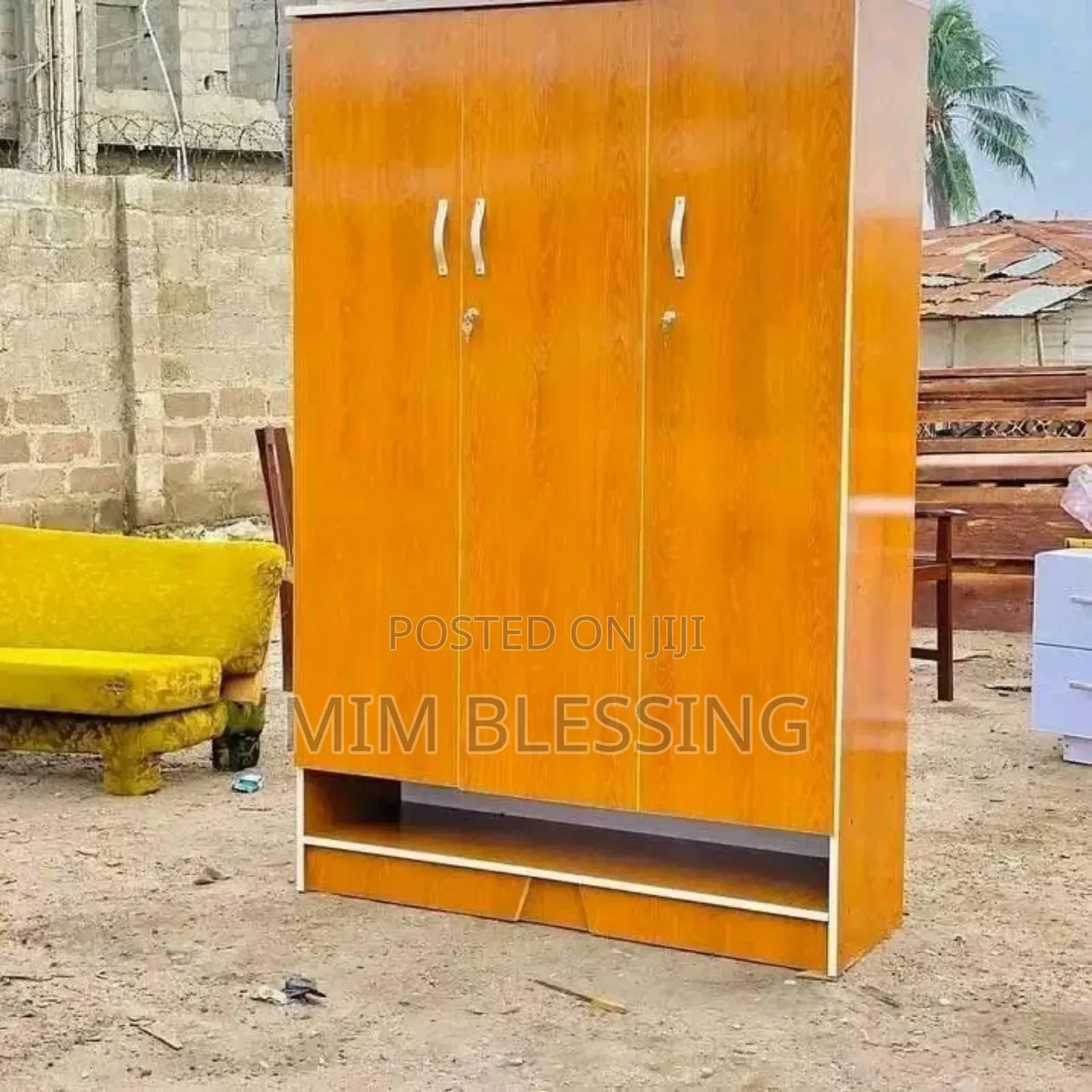Double Doors Wardrobe