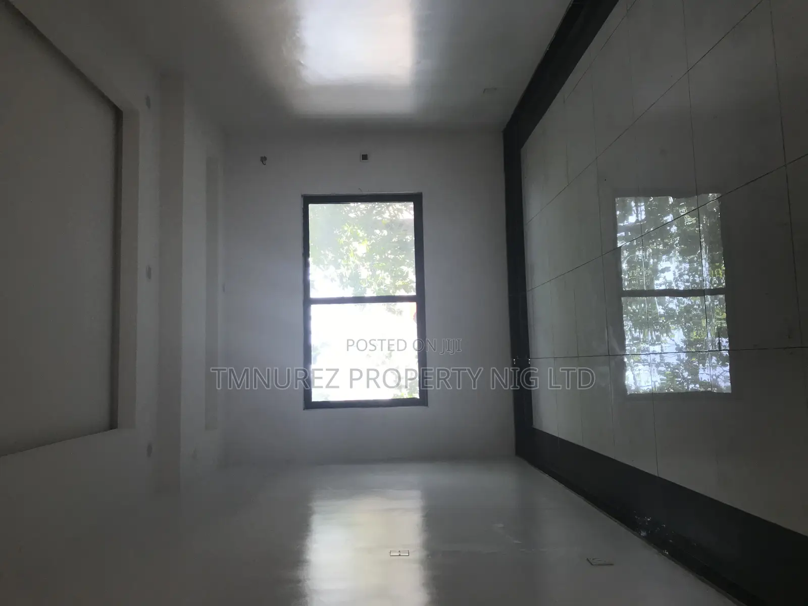 3bdrm Apartment in Chevron for rent