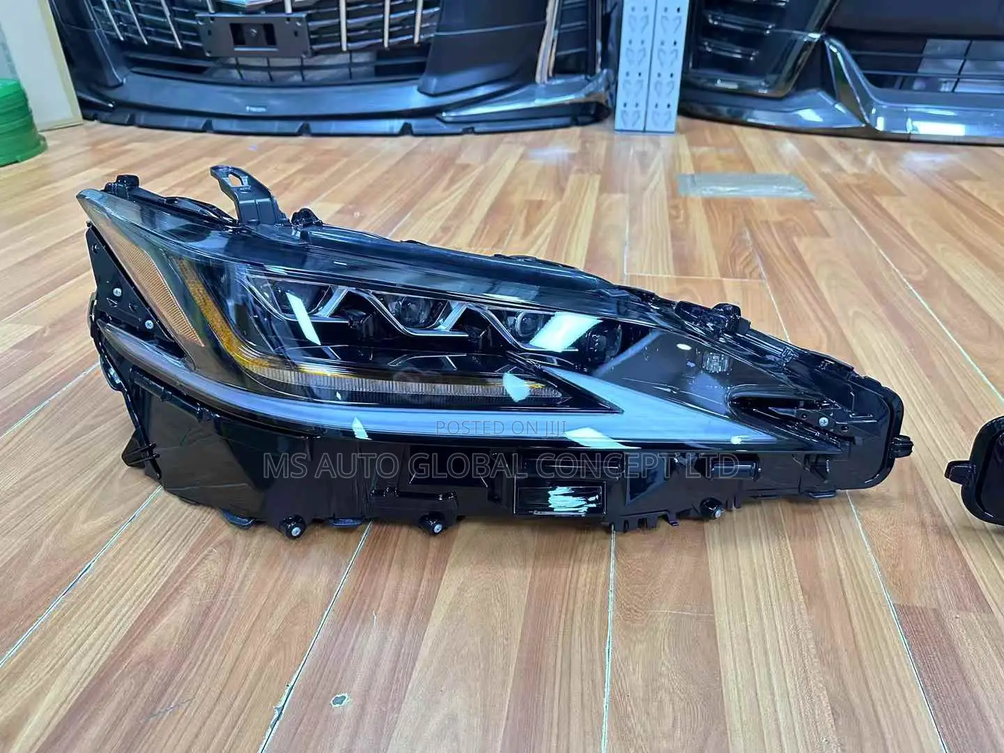 Lexus Es350 2019 Headlights