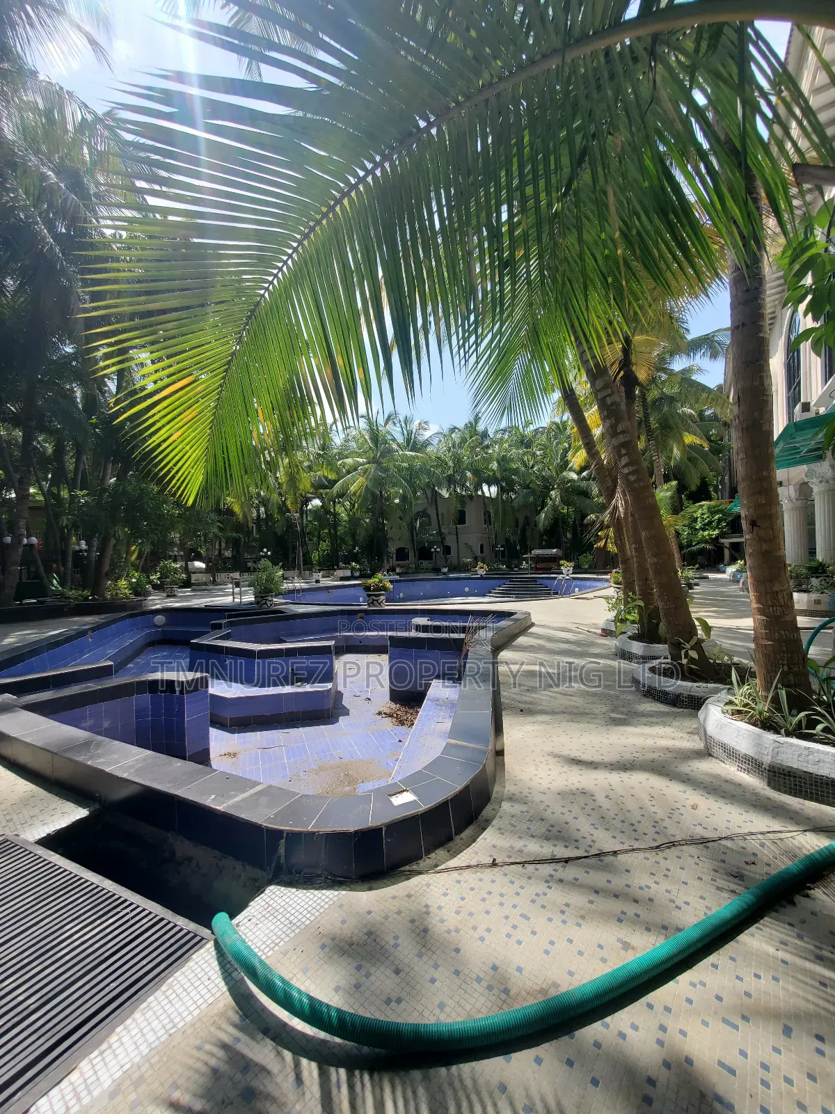 3bdrm Villa in Chevron for rent