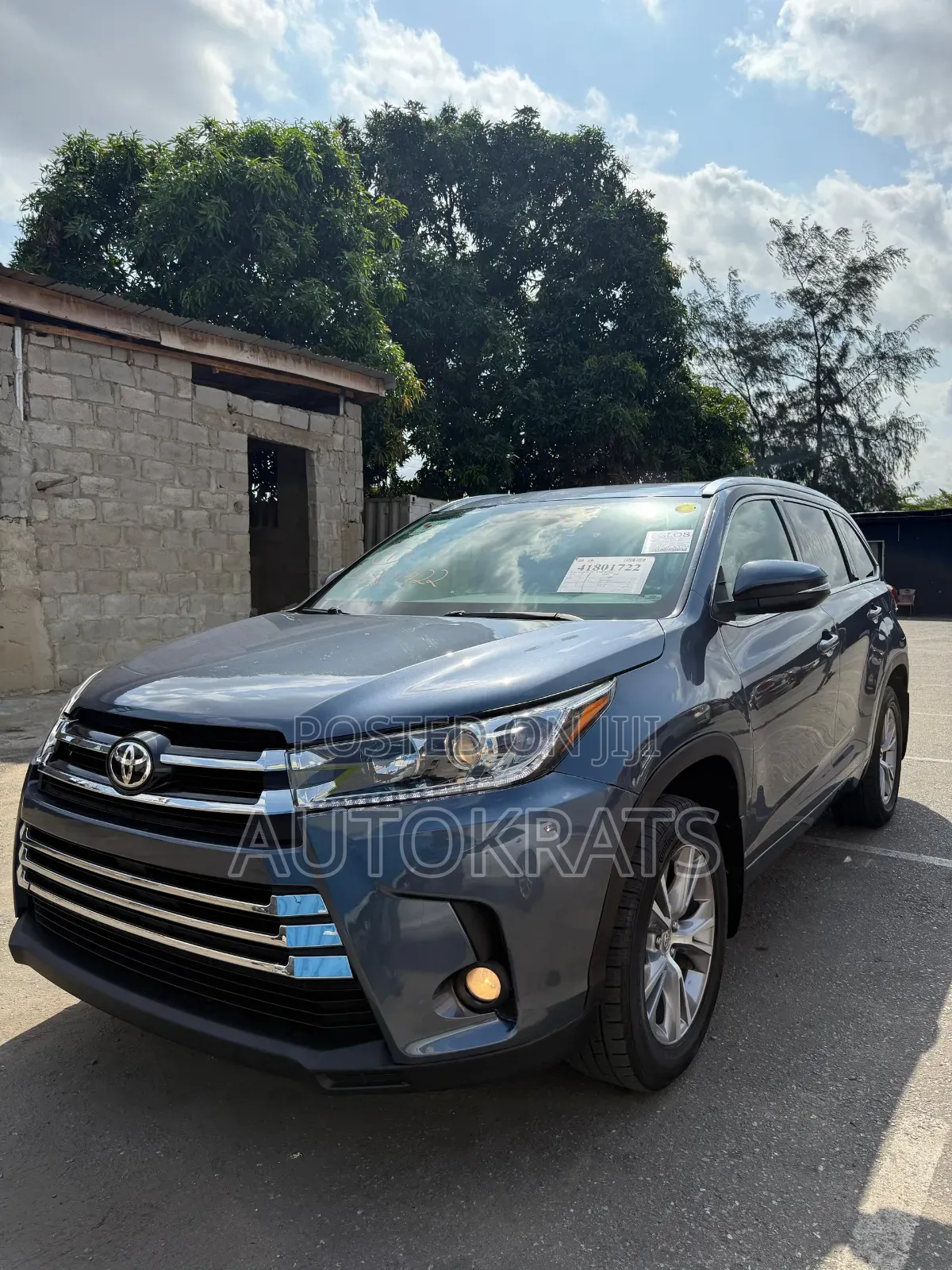 Toyota Highlander XLE 4dr SUV AWD (3.5L 6cyl 6A) 2015 Blue
