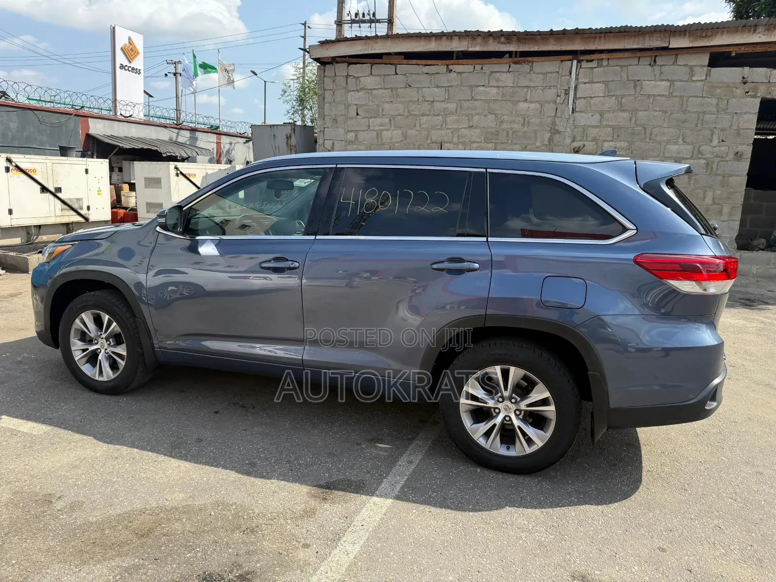 Toyota Highlander XLE 4dr SUV AWD (3.5L 6cyl 6A) 2015 Blue
