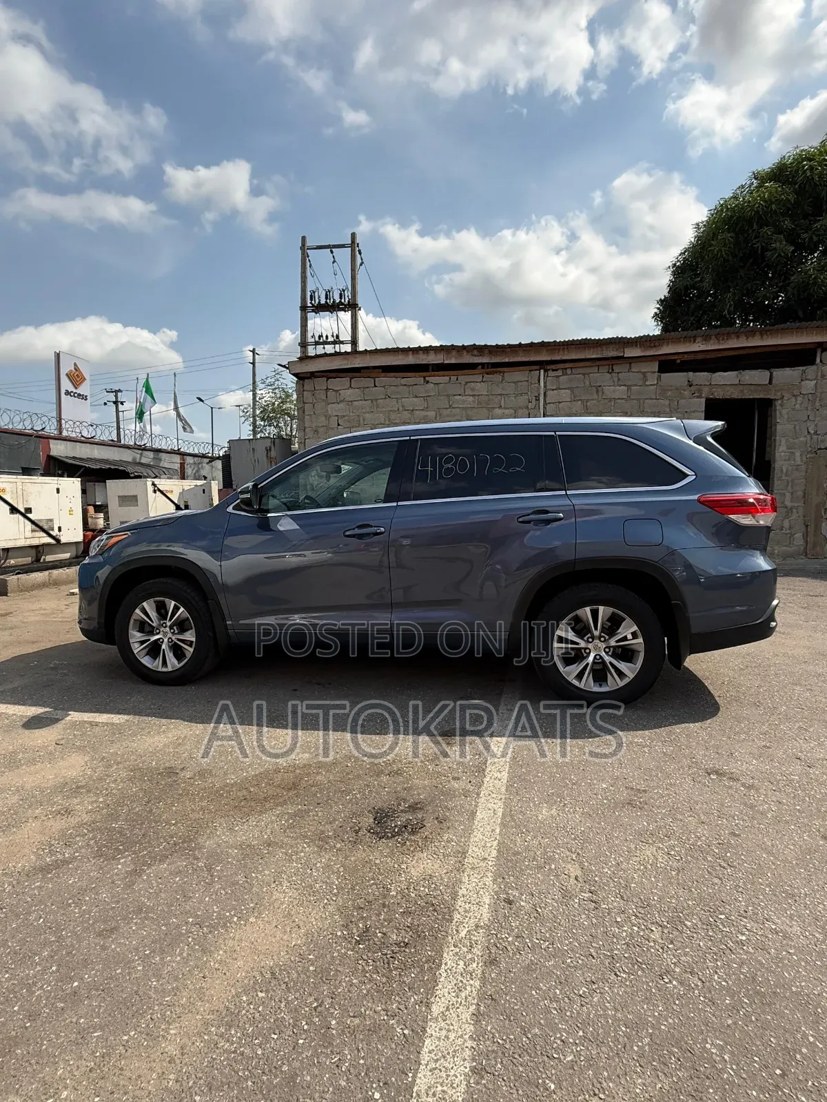 Toyota Highlander XLE 4dr SUV AWD (3.5L 6cyl 6A) 2015 Blue