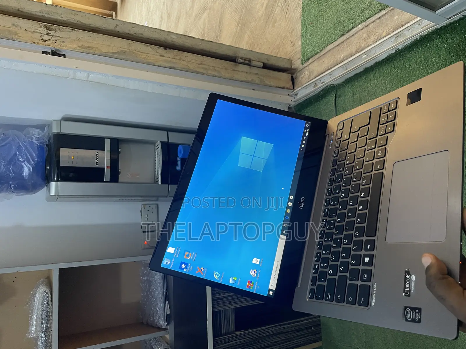 Laptop Fujitsu Lifebook UH900 8GB Intel Core I7 SSD 256GB