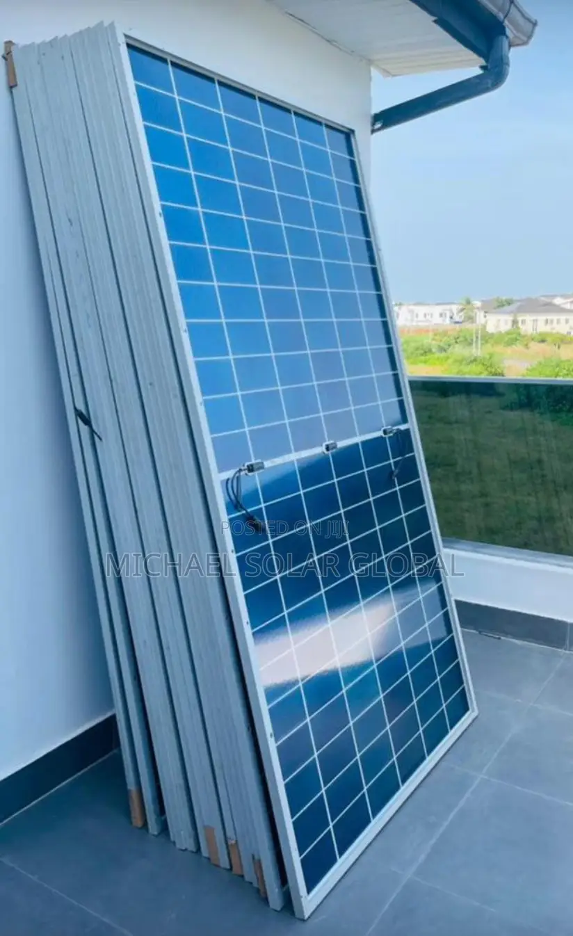 600 Watts Jinko Panel