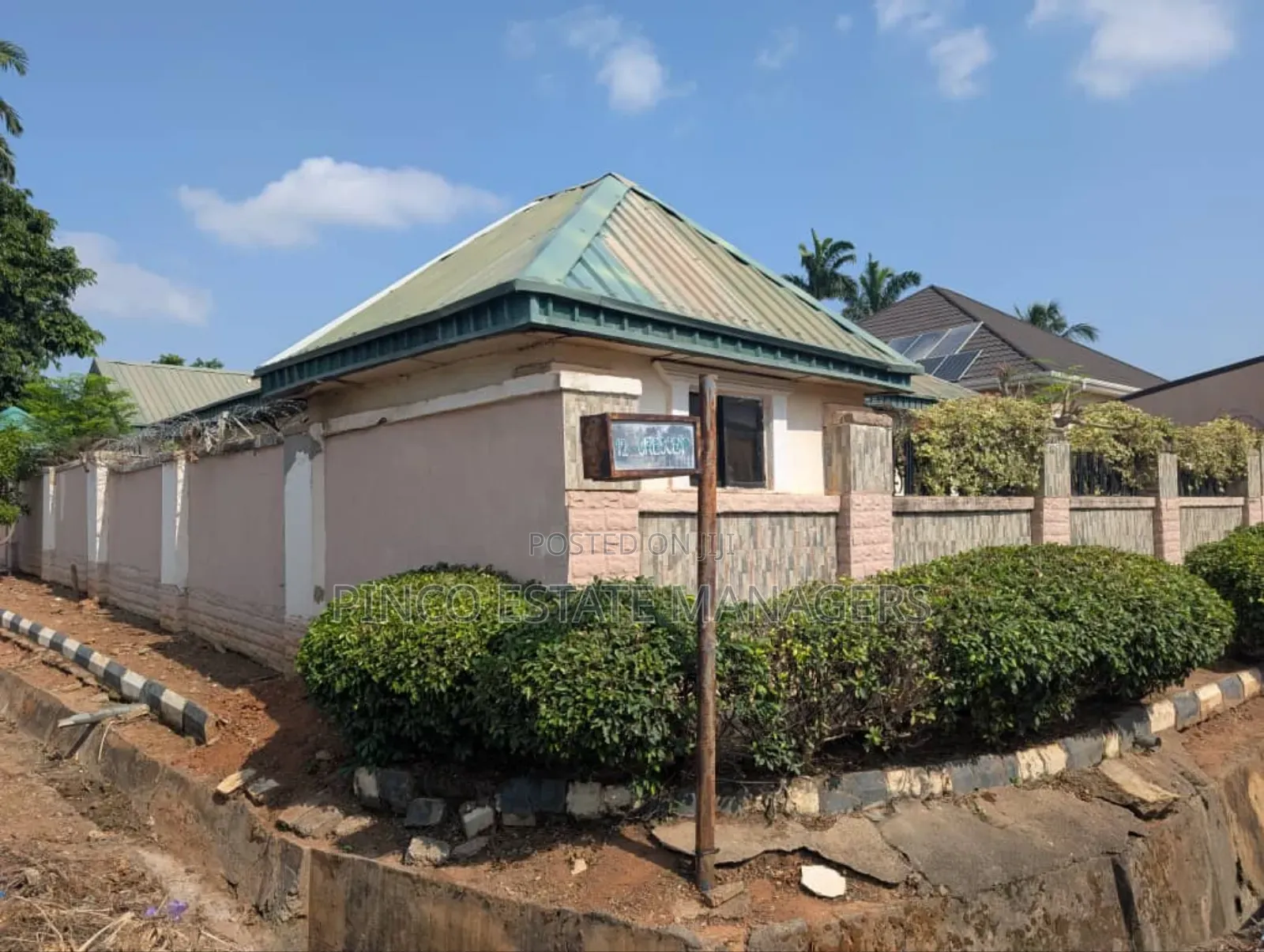 4bdrm Bungalow in Jabi for sale