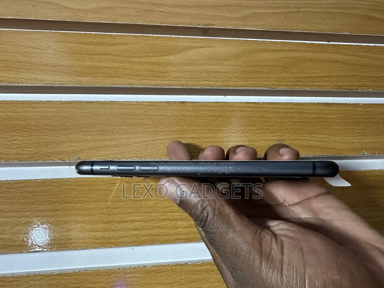 Apple iPhone 11 64 GB Black