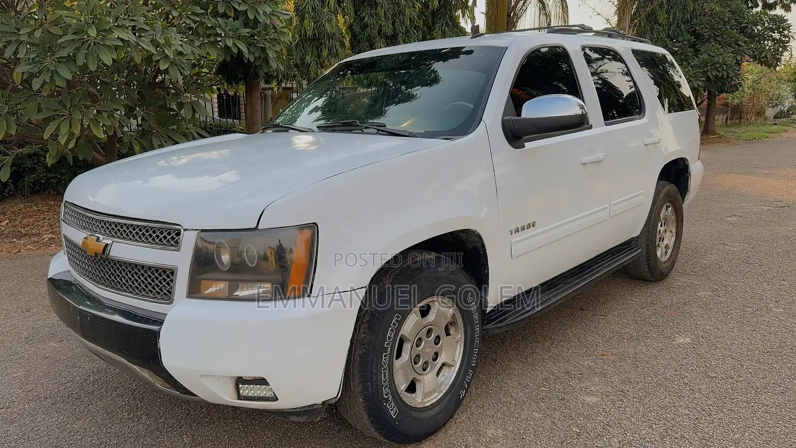 Chevrolet Tahoe 2010 White