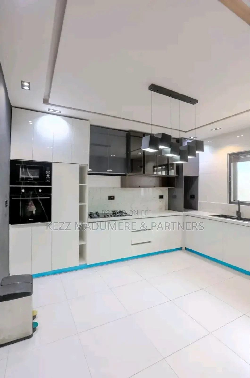 4bdrm Duplex in Lekki , Phase 1 , for sale