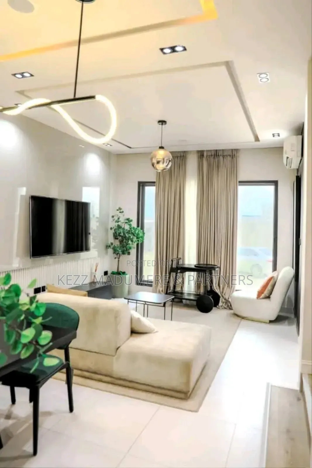 4bdrm Duplex in Lekki , Phase 1 , for sale