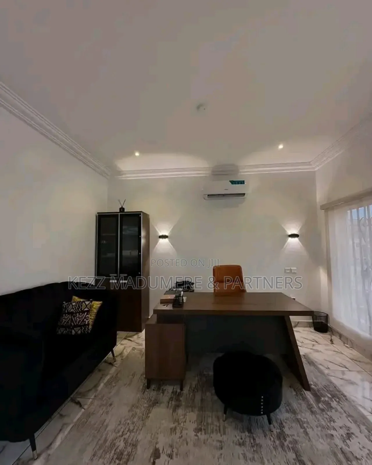 4bdrm Duplex in Golf Estate, Trans for sale