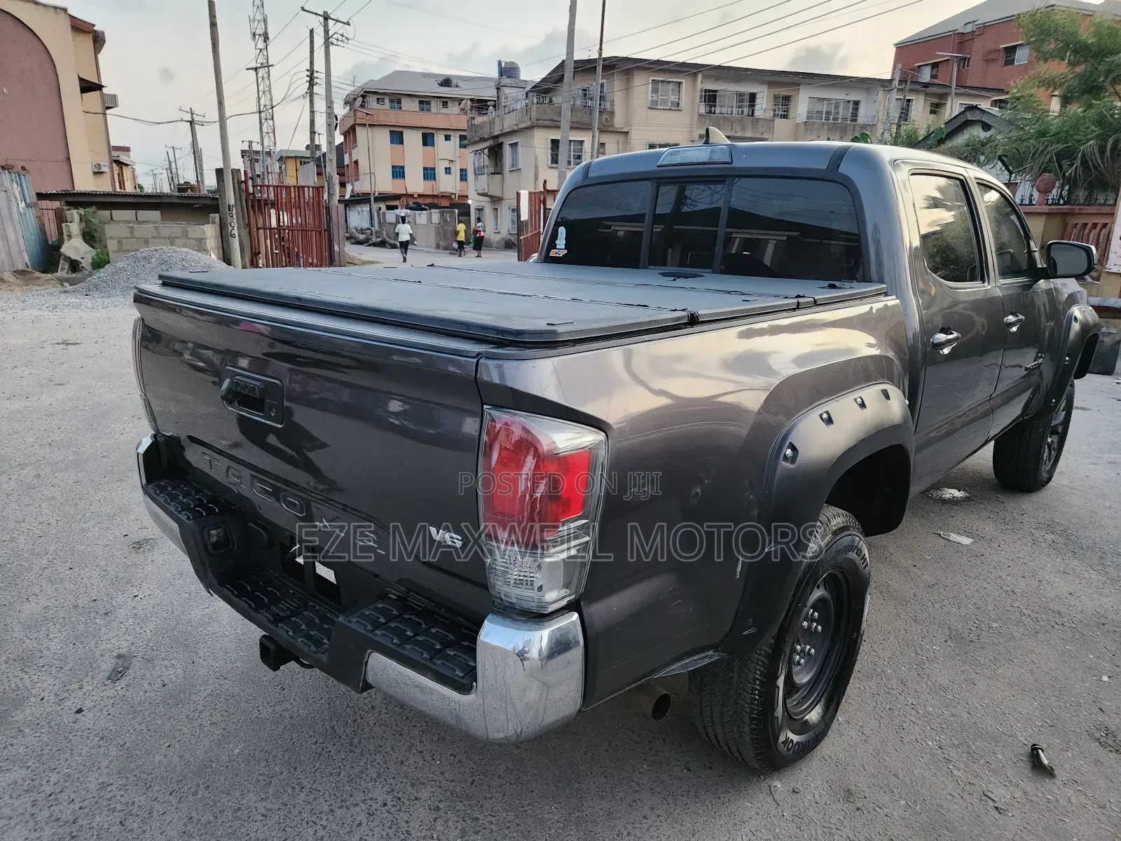 Toyota Tacoma 2018 Gray