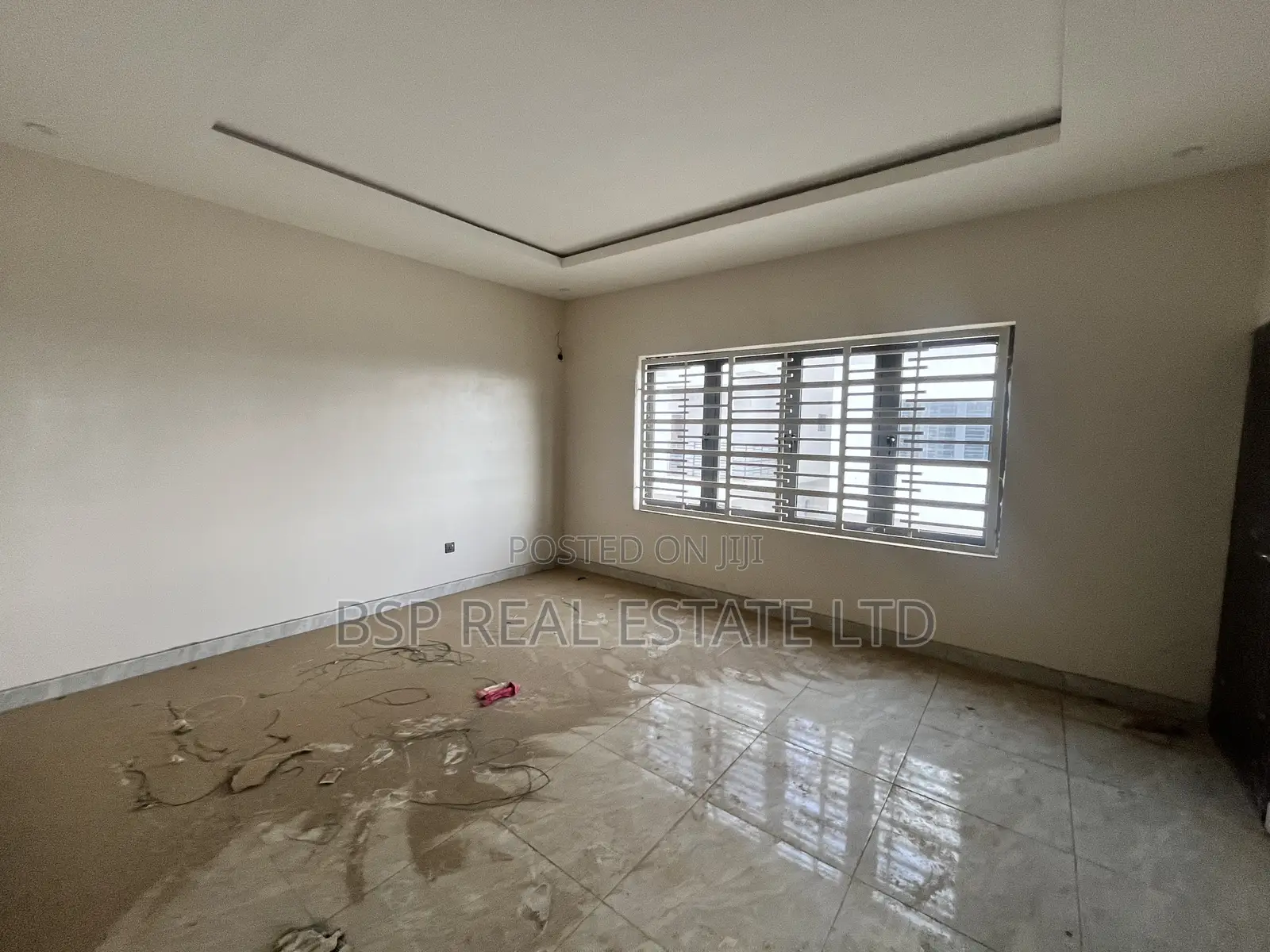 5bdrm Townhouse/Terrace in Life Camp for sale
