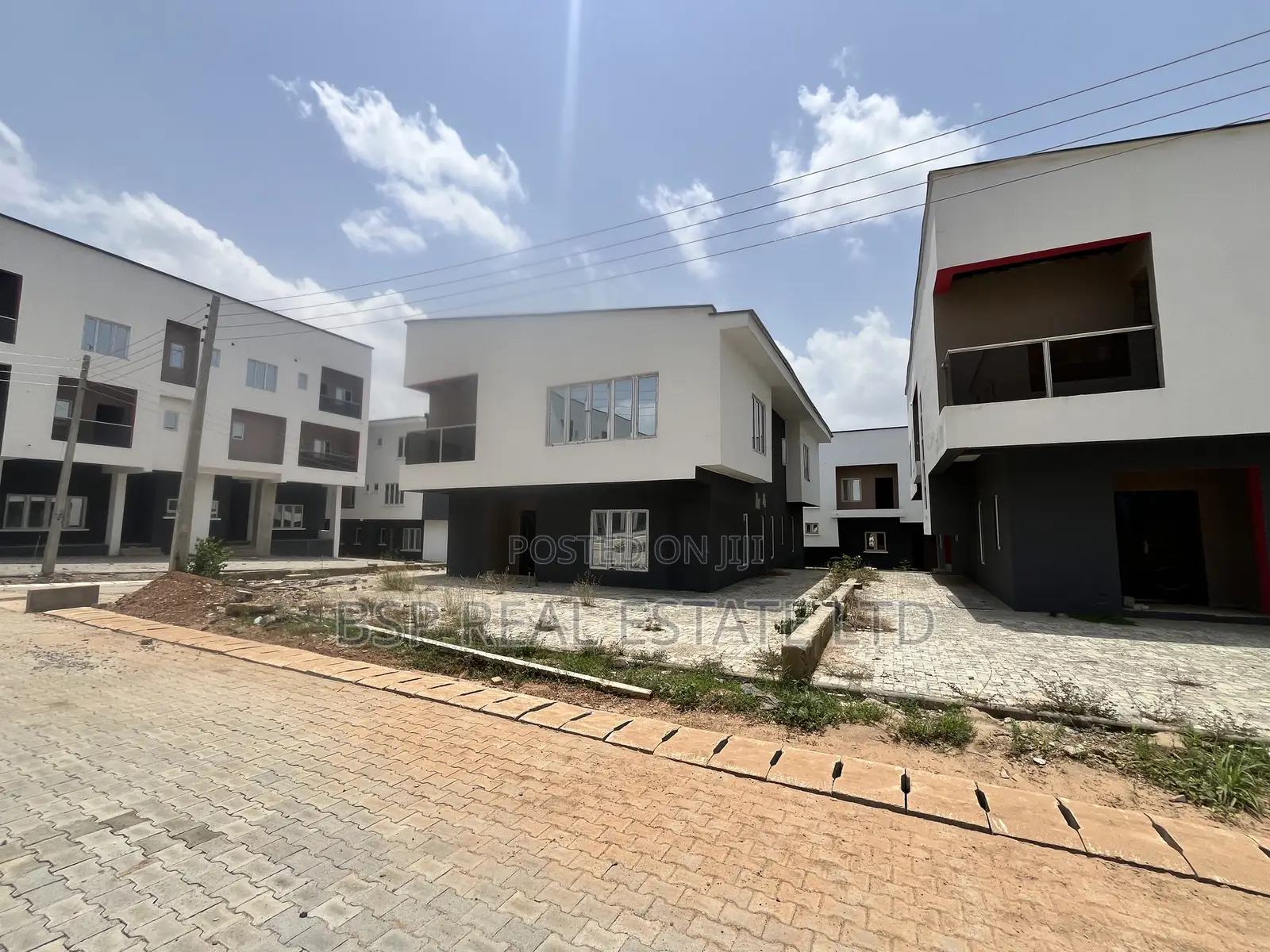 4bdrm Duplex in Paradise Estate, Kaura for sale