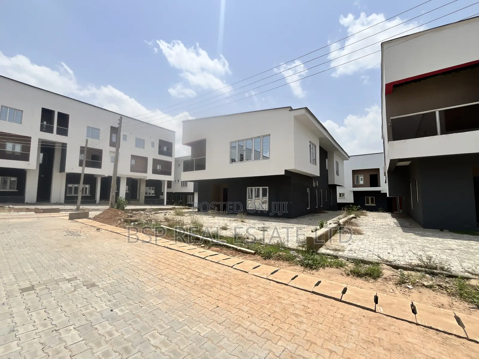 4bdrm Duplex in Paradise Estate, Kaura for sale
