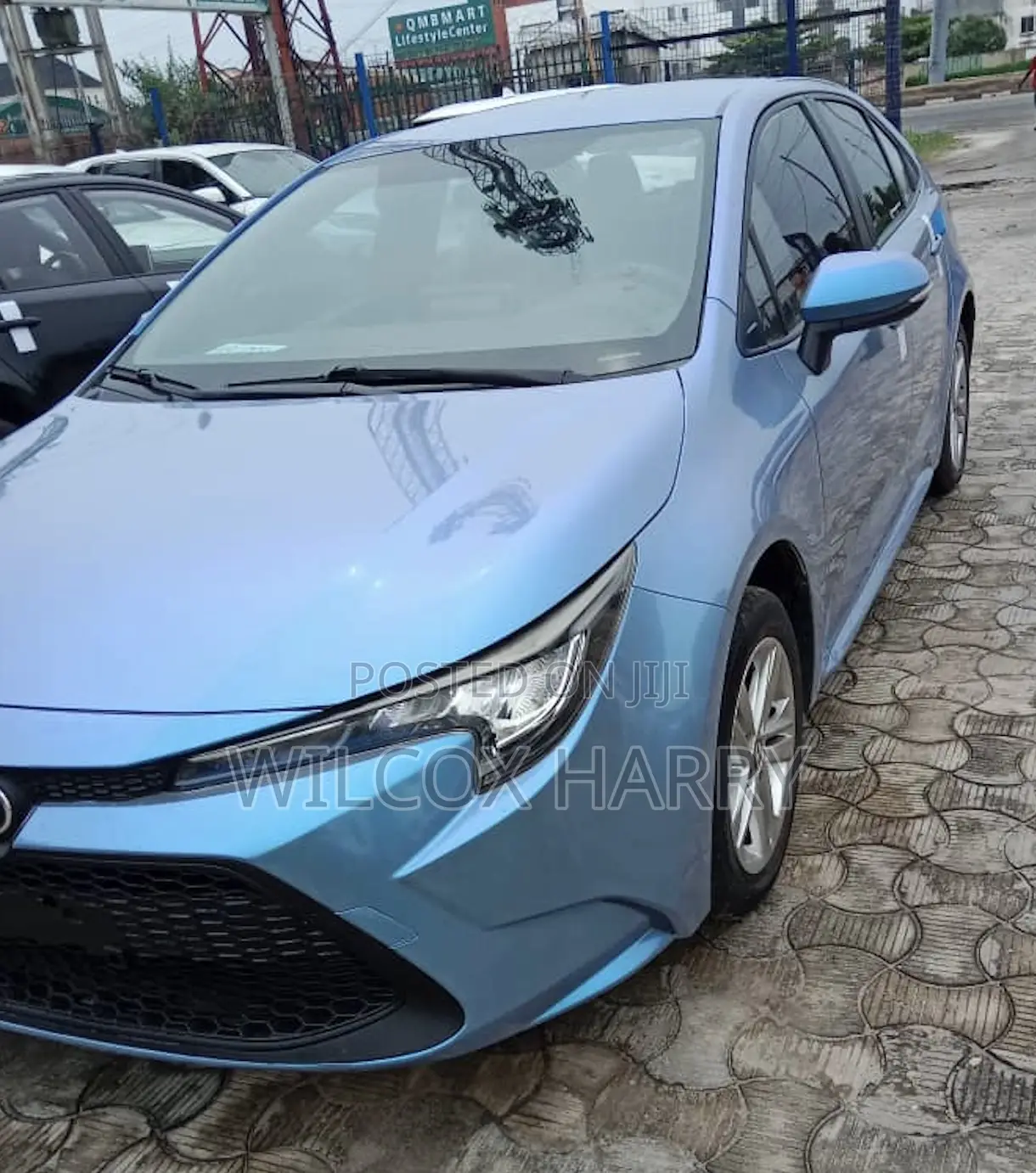 Toyota Corolla LE 2020 Blue