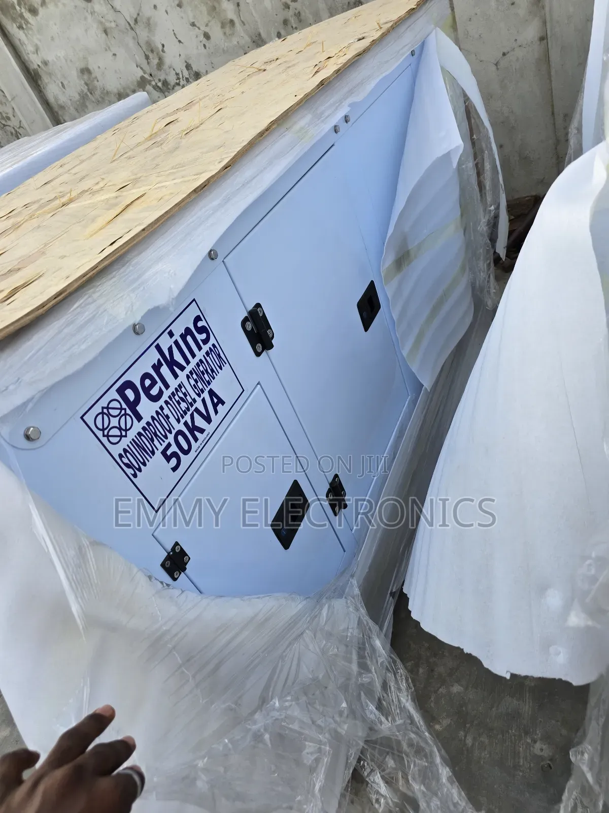 Sp50kva Perkins Diesel Soundproof Gen 2years Wty