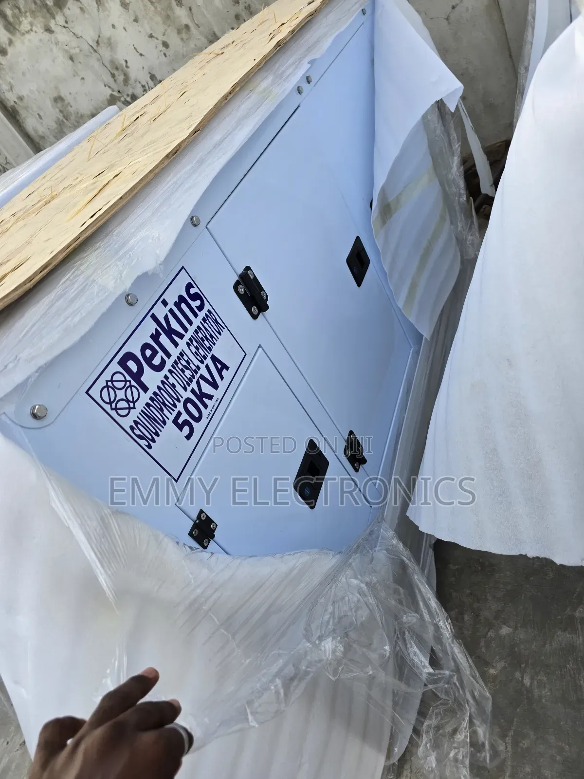 Sp50kva Perkins Diesel Soundproof Gen 2years Wty