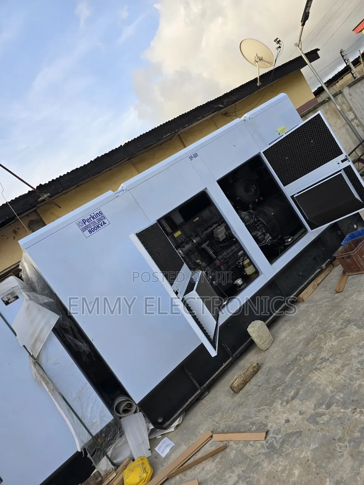 Brand New 800kva Perkins Diesel Soundproof Gen 2years Wty
