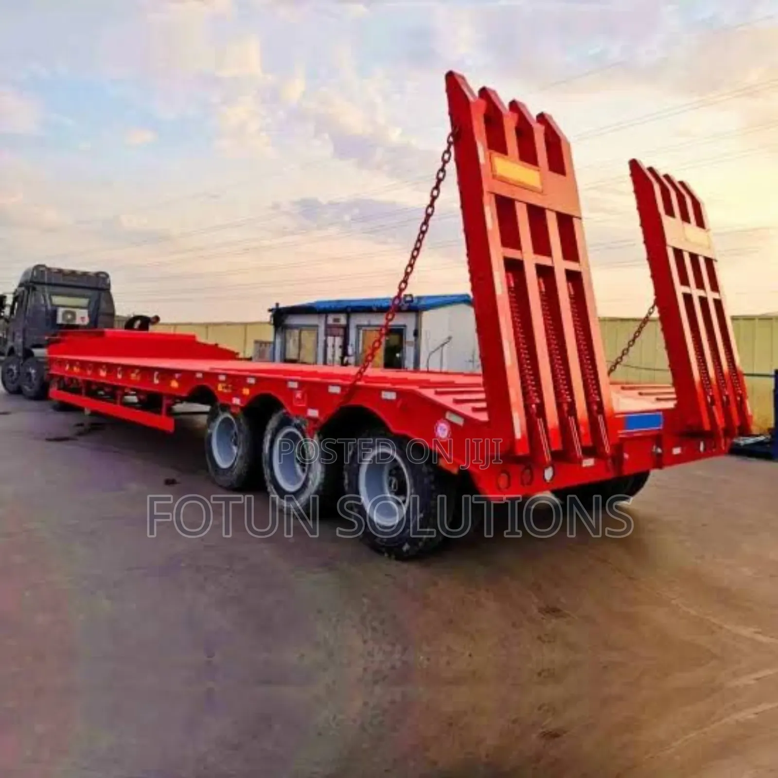 Row Bed Trailer Truck