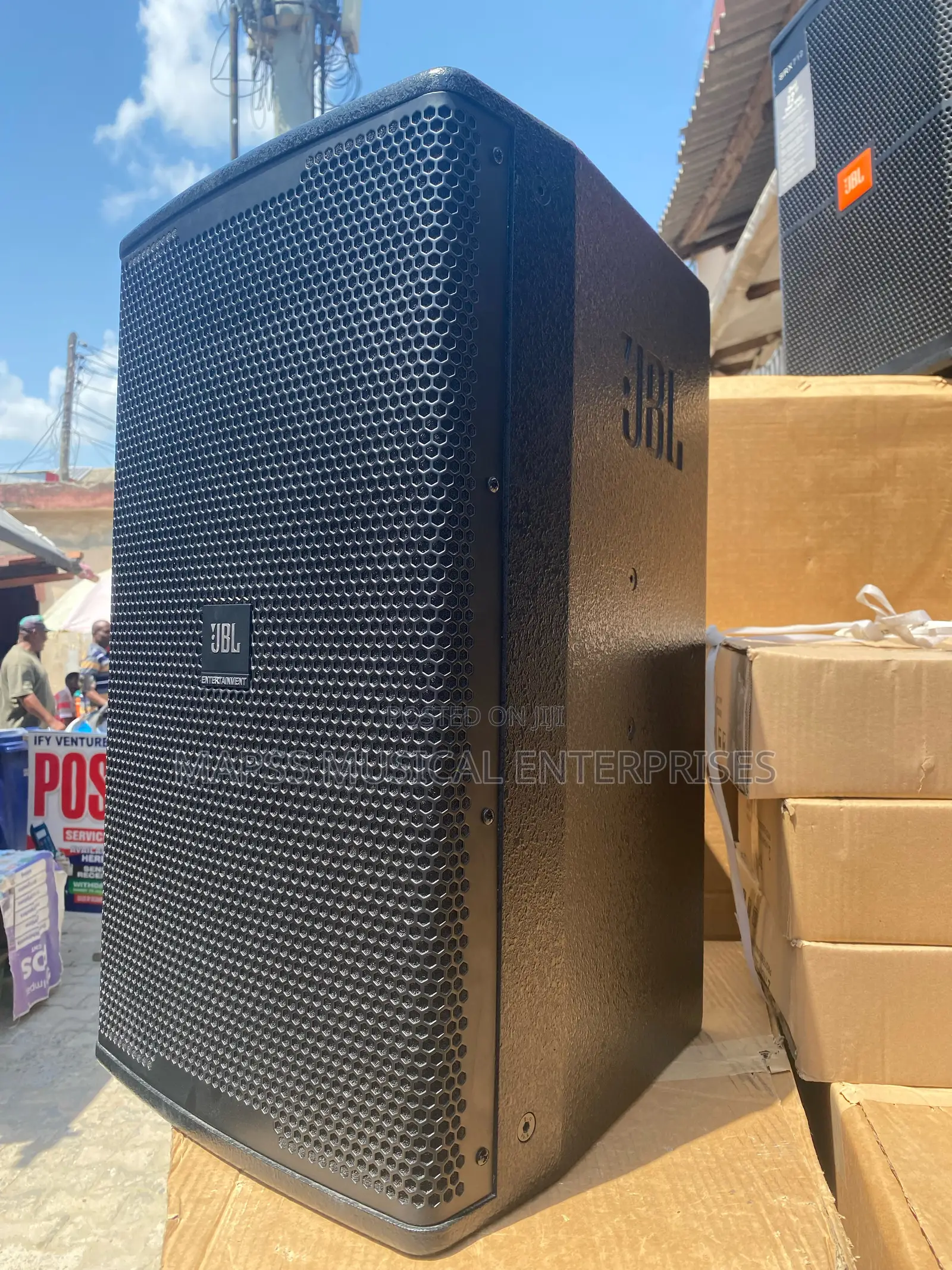 JBL Kp612, a 12-Inch 2-Way Full-Range Loudspeaker System.