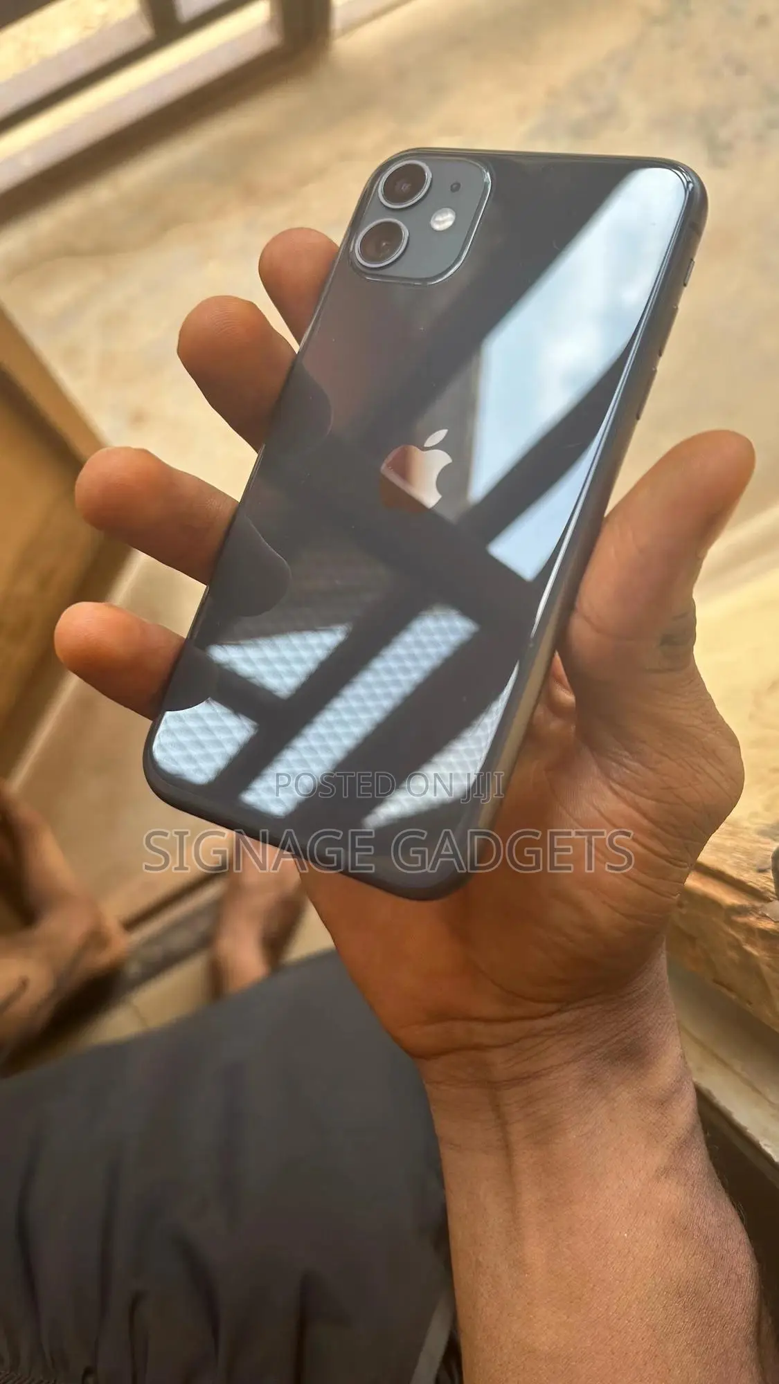Apple iPhone 11 64 GB Black