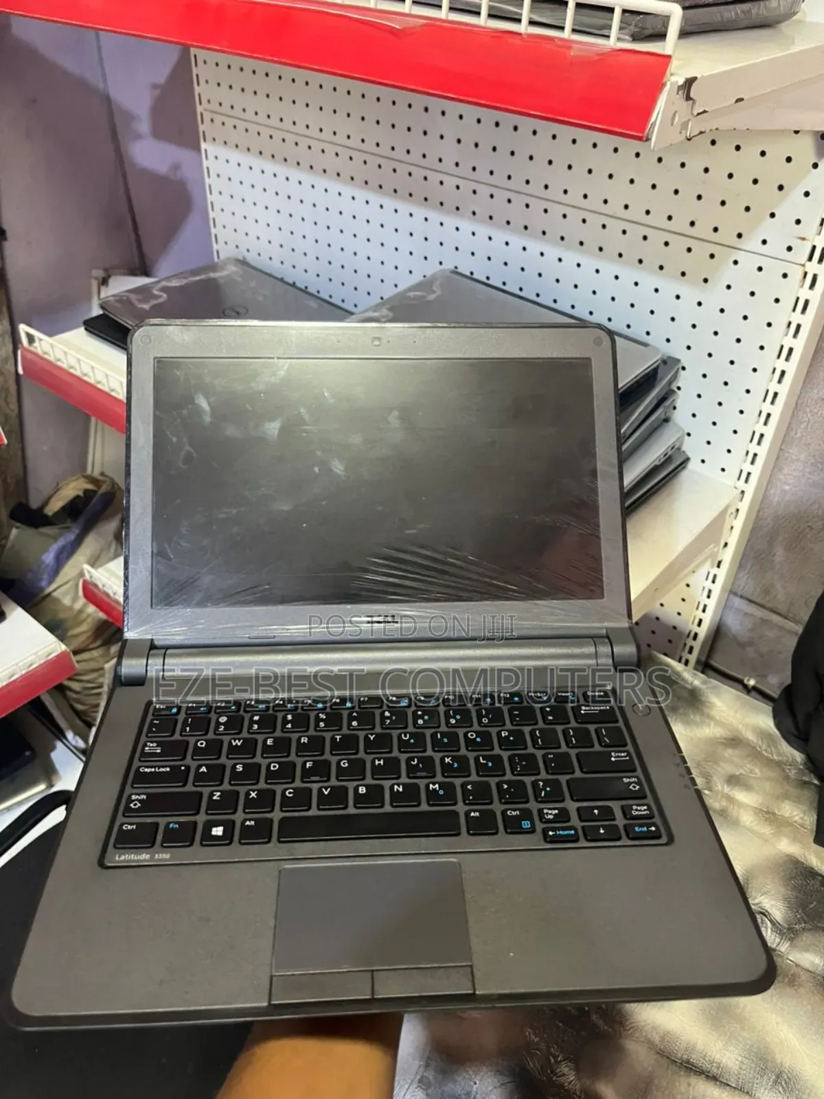 Laptop Dell Latitude 3350 8GB Intel Core I5 HDD 500GB