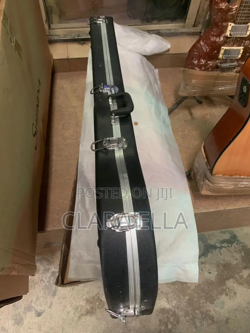 Hardshell Case Design for Acoustic Guitars.