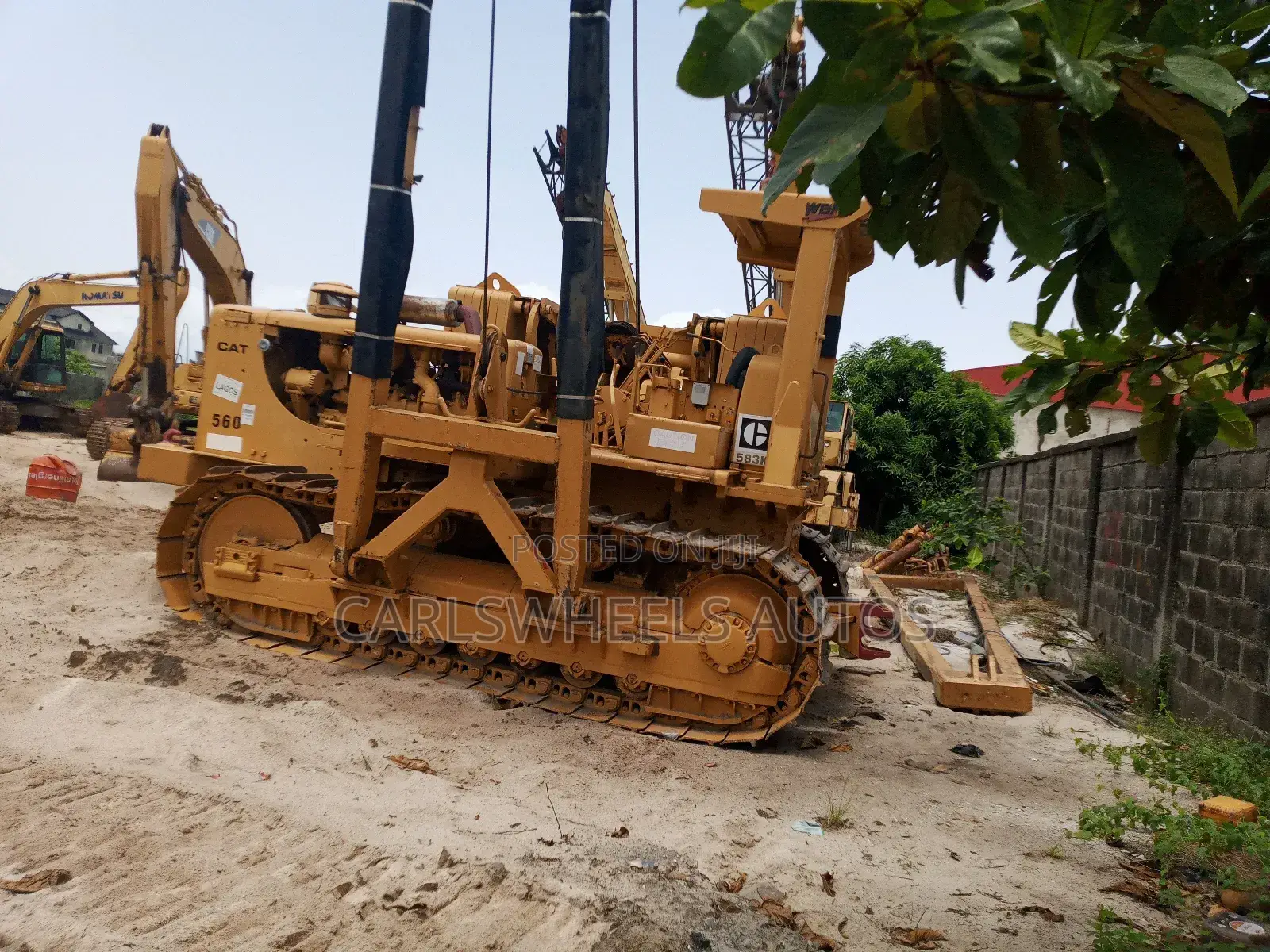 Foreign Used Caterpillar Pipe Layer.