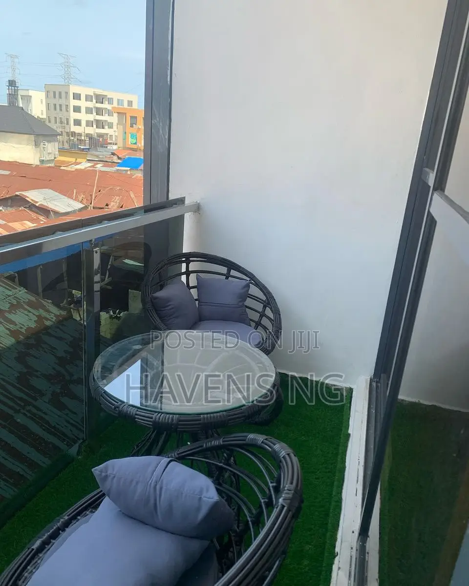 Luxury 2-Bedroom Smart Apartment in Ikate – Short Let